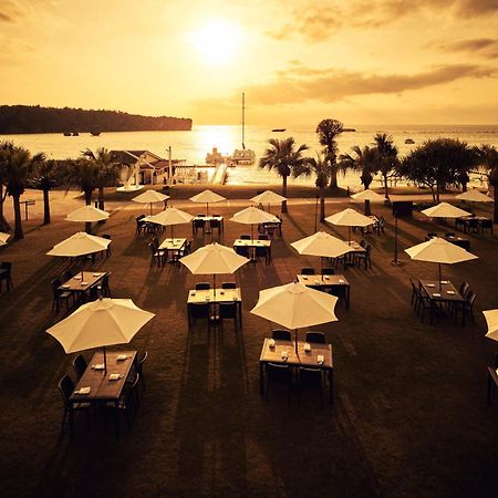 Ana Intercontinental Manza Beach Resort, An Ihg Hotel Onna Exterior foto